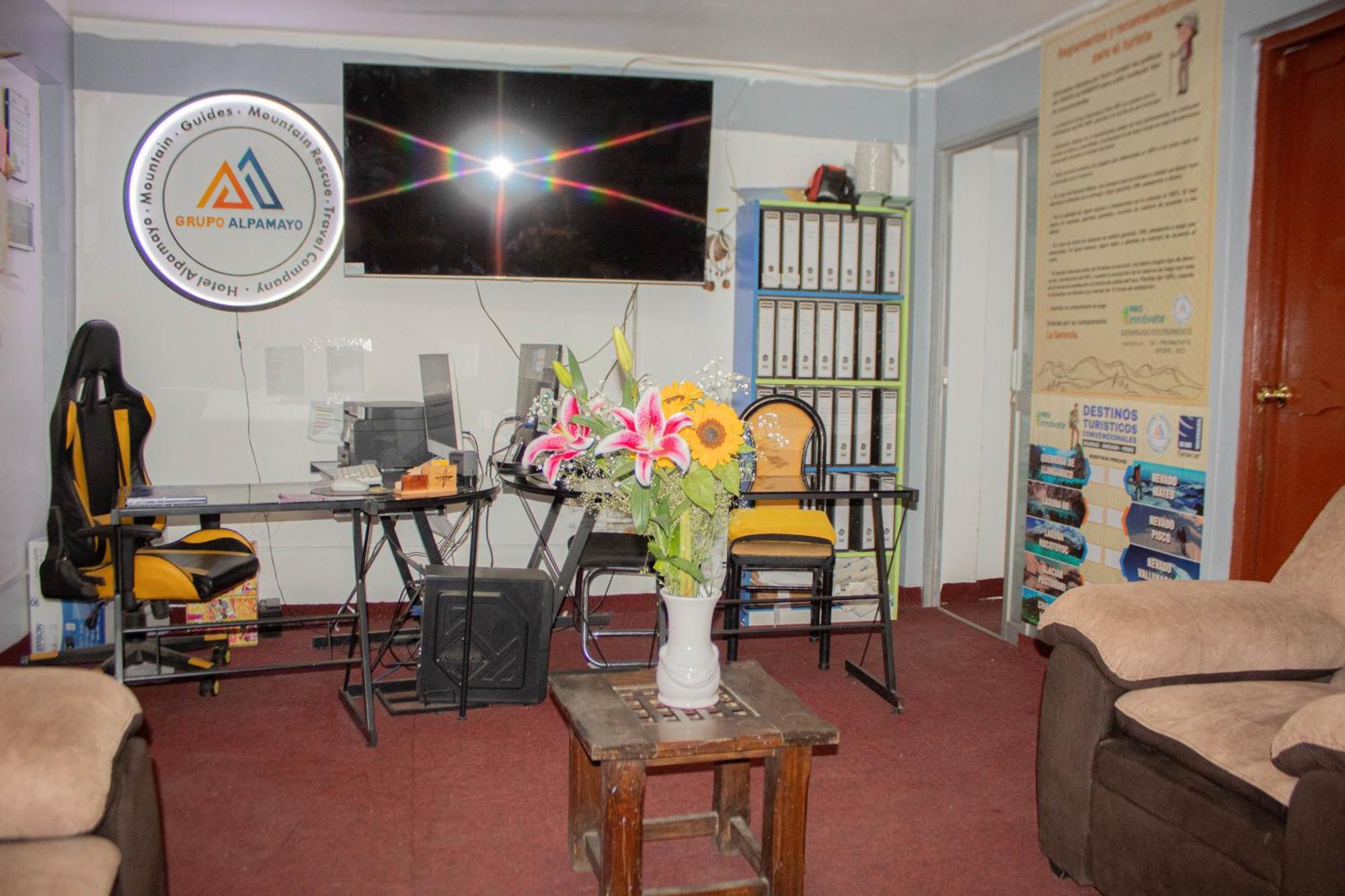 Hotel Valery 2 Estrellas Huaraz  Eksteriør bilde